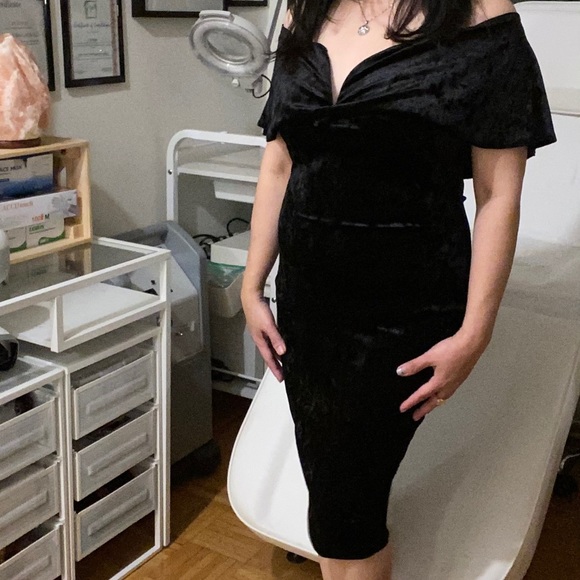 Velvet Off Shoulder Black Dress - Picture 4 of 5